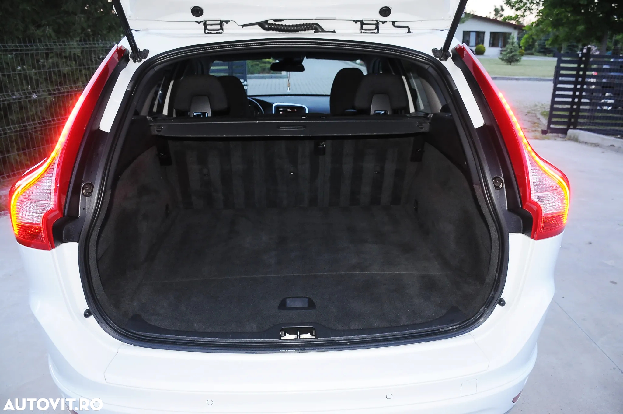 Volvo XC 60 D3 Kinetic - 17