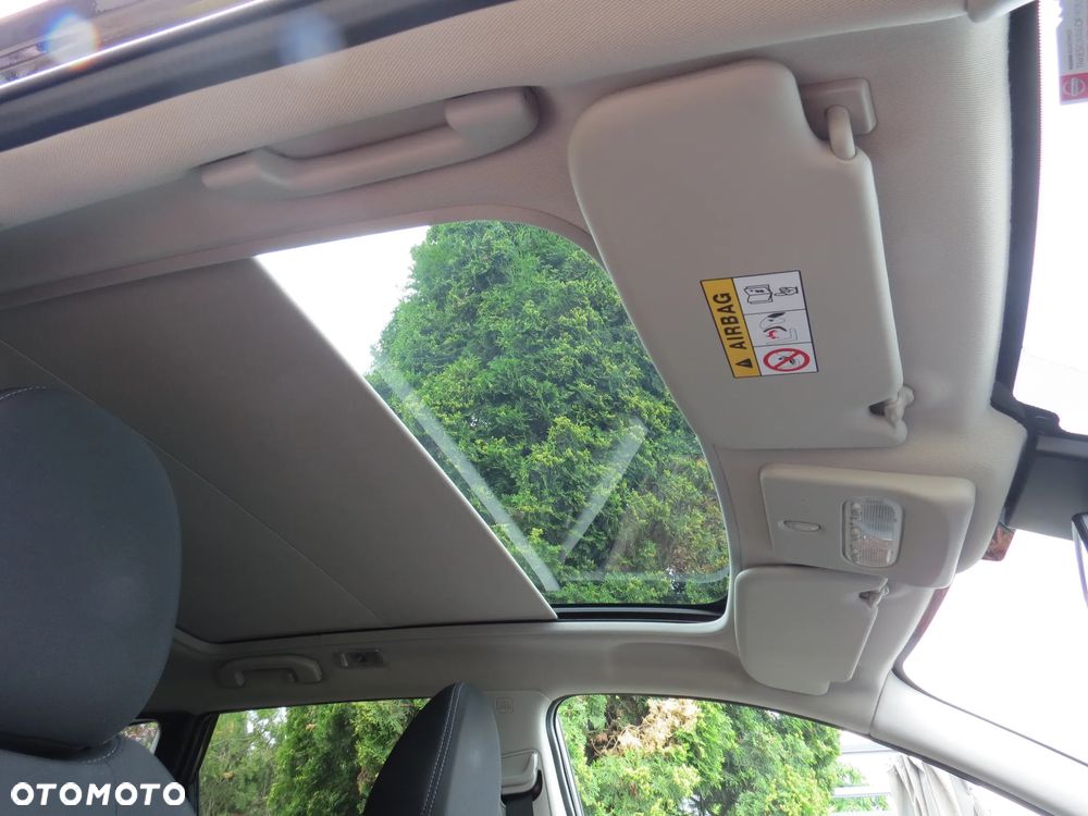 Nissan Qashqai 1.3 DIG-T DCT ZAMA - 31