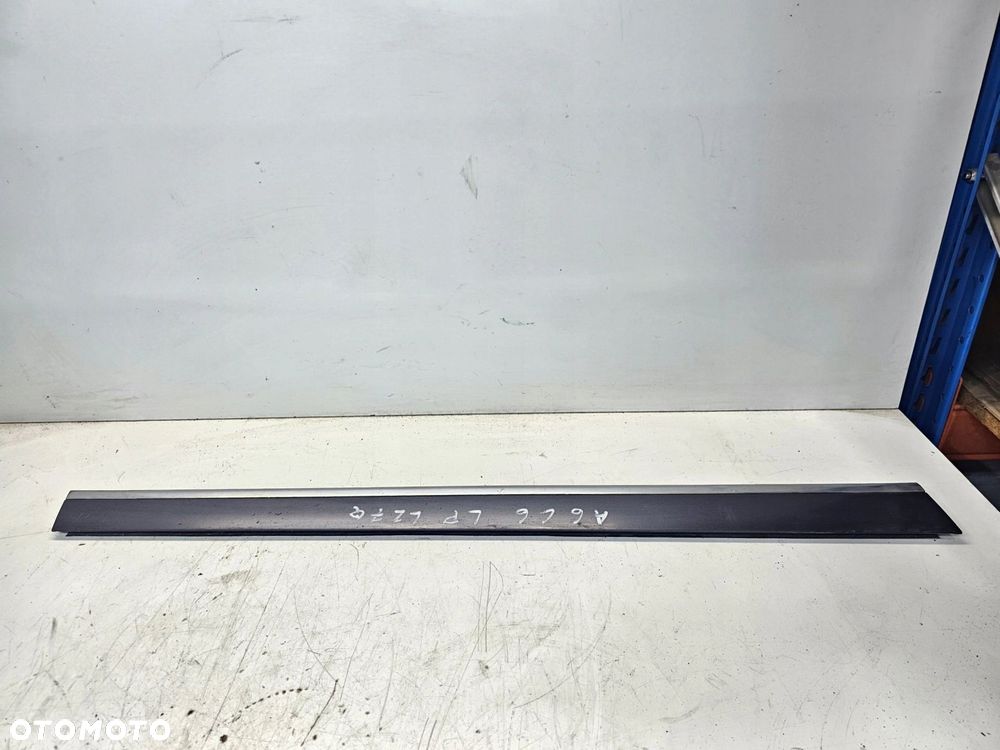 LISTWA DOLNA DRZWI LEWY PRZÓD AUDI A6 C6 LIFT LZ7Q - 1