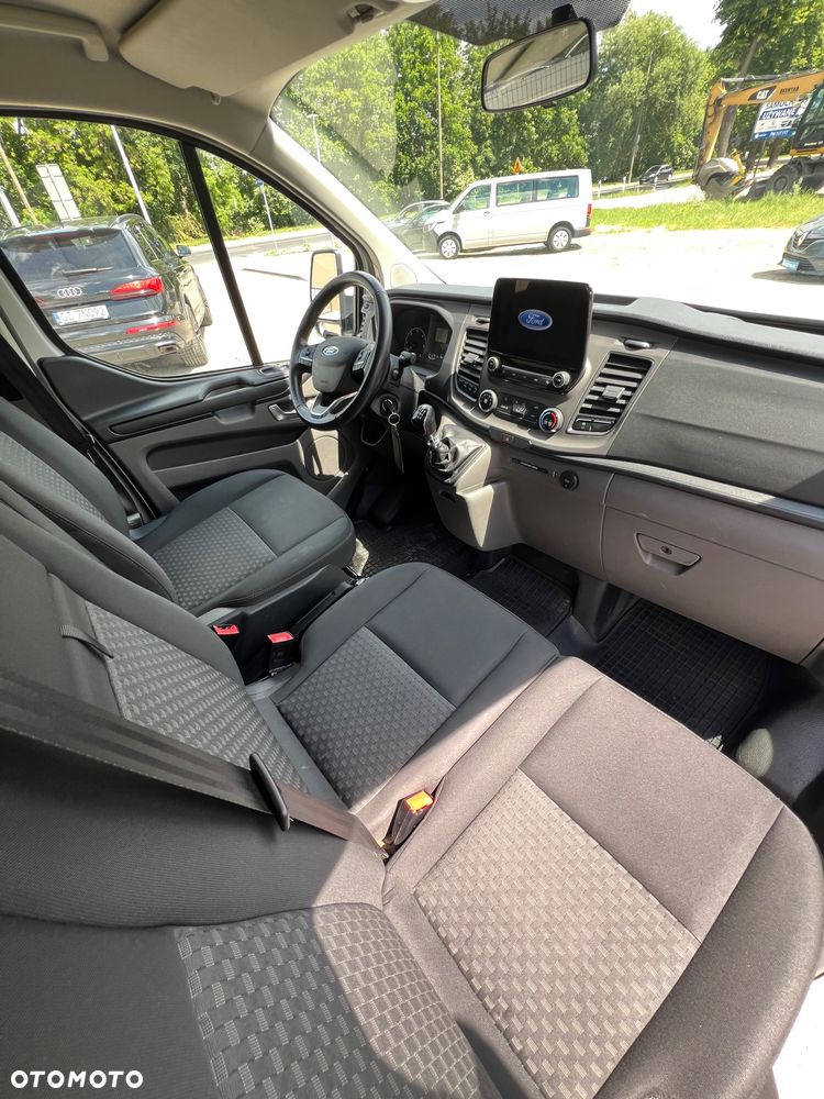 Ford Transit Custom - 11