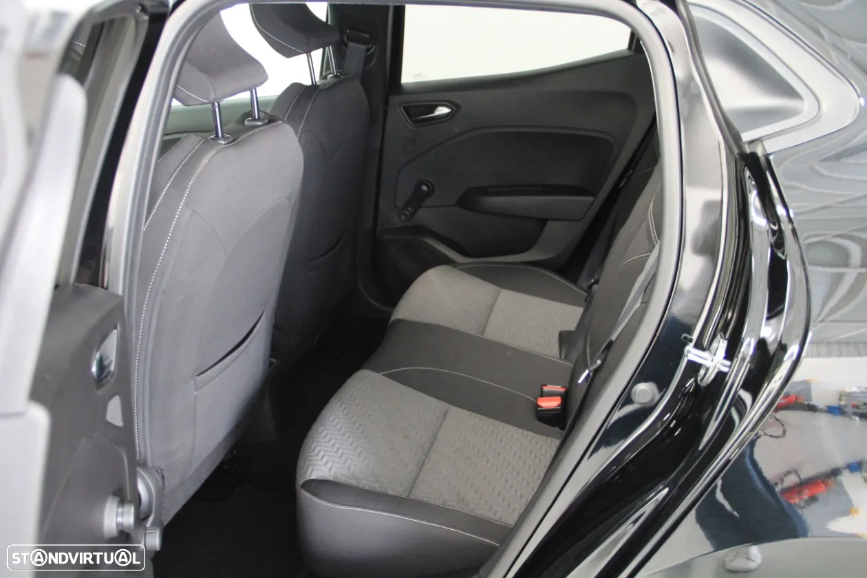 Renault Clio 1.0 TCe Limited - 18