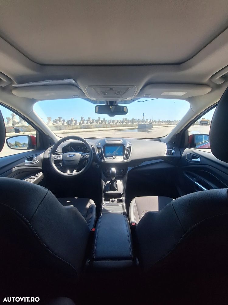 Ford Kuga - 24
