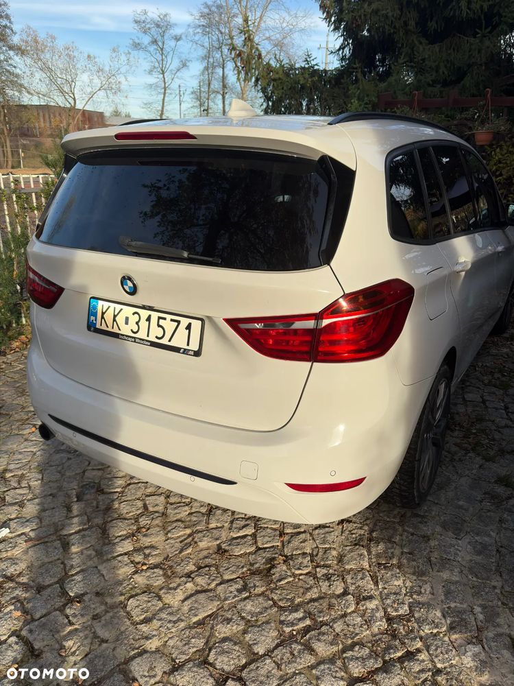 BMW Seria 2 218i - 2