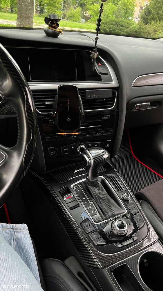 Audi A4 Limousine 2.0 TDI DPF multitronic Ambiente - 27