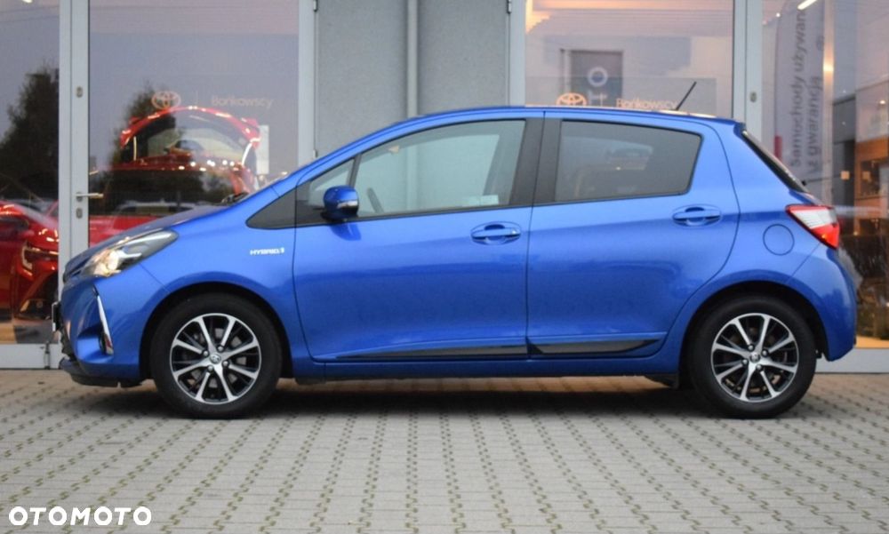 Toyota Yaris Hybrid 100 Premium EU6 - 4