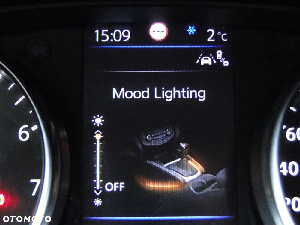 Nissan Qashqai 1.3 DIG-T TEKNA - 36