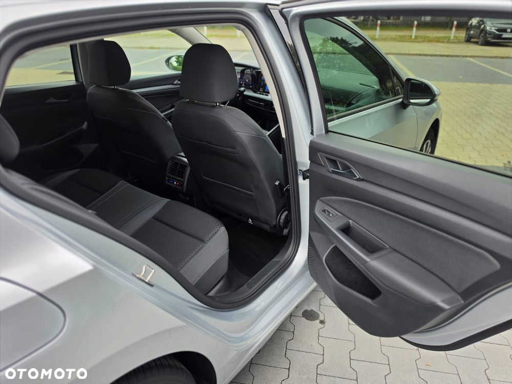 Volkswagen Golf 1.5 eTSI EVO Active DSG - 15