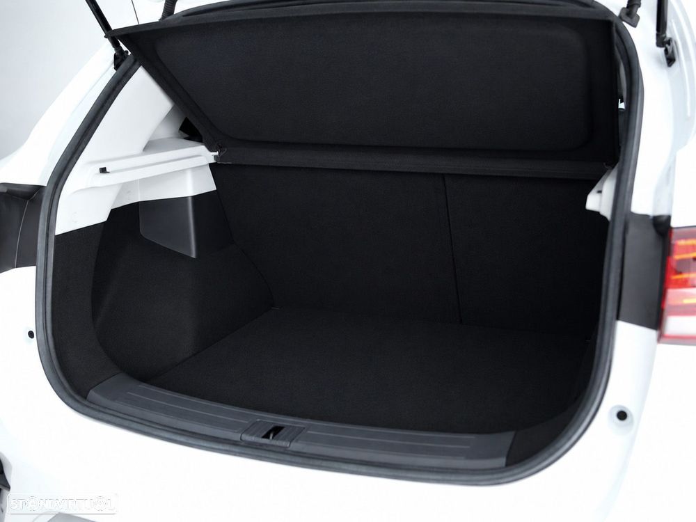 MG ZS Standard Luxury - 20