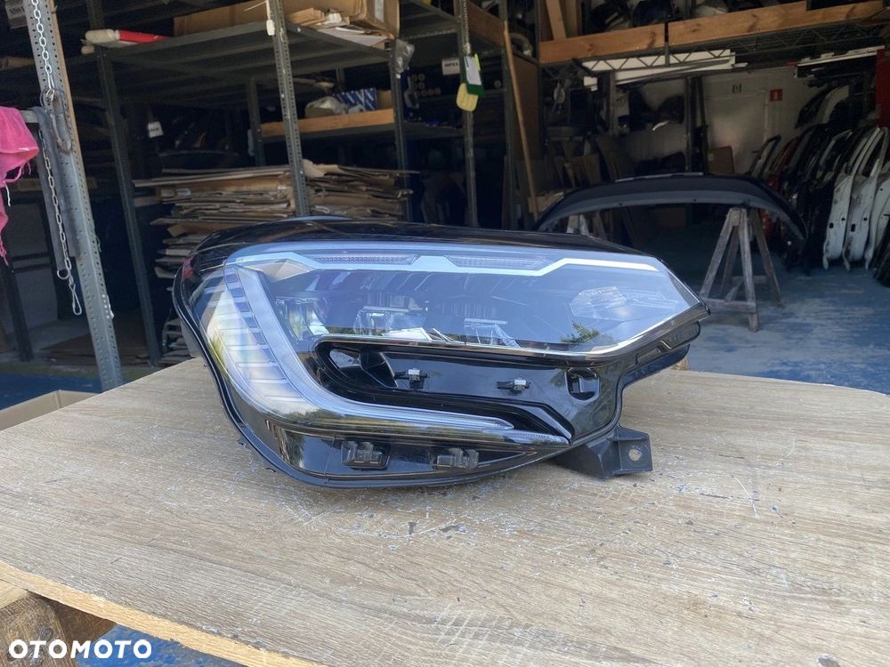 LAMPA PRZEDNIA PRAWA MITSUBISHI ASX 22-25 FULL LED 260108850R - 1