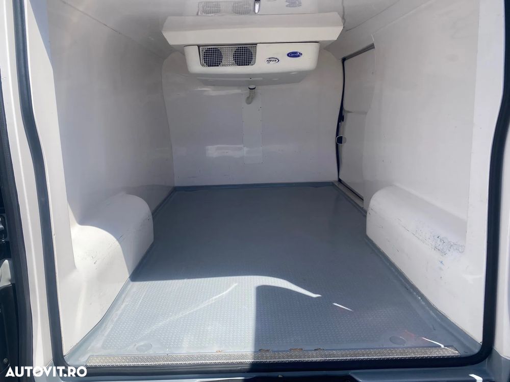 Renault TRAFIC - 11
