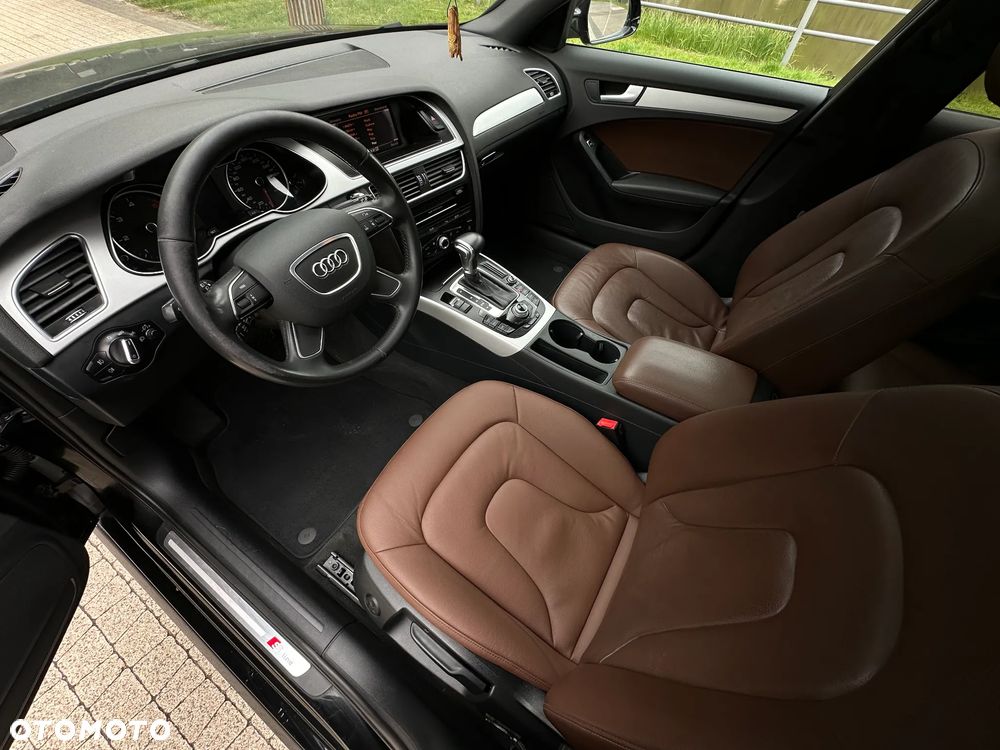 Audi A4 Avant 2.0 TDI DPF multitronic S line Sportpaket - 11