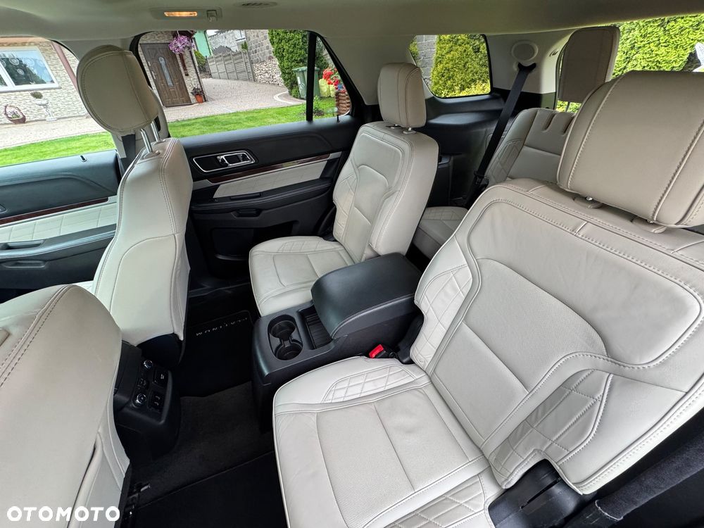 Ford Explorer - 9