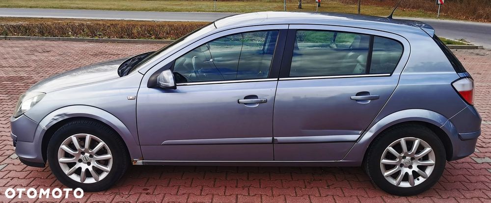 Opel Astra 1.6 Enjoy - 4