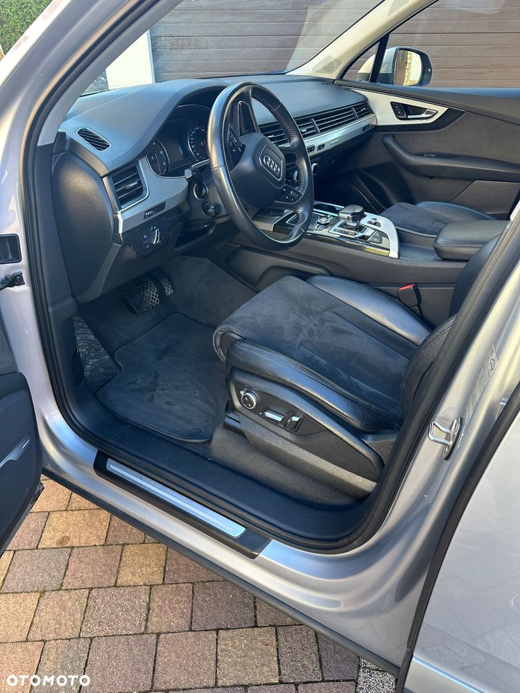 Audi Q7 - 8