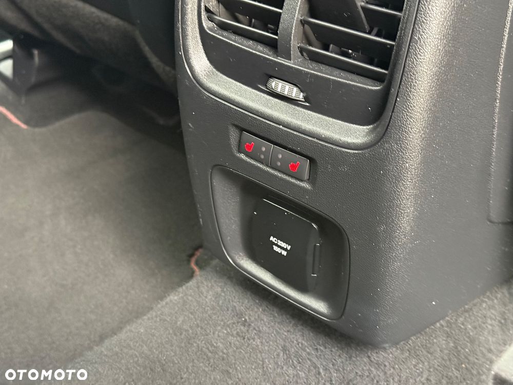 Ford Kuga 2.0 EcoBlue Hybrid ST-LINE X - 18