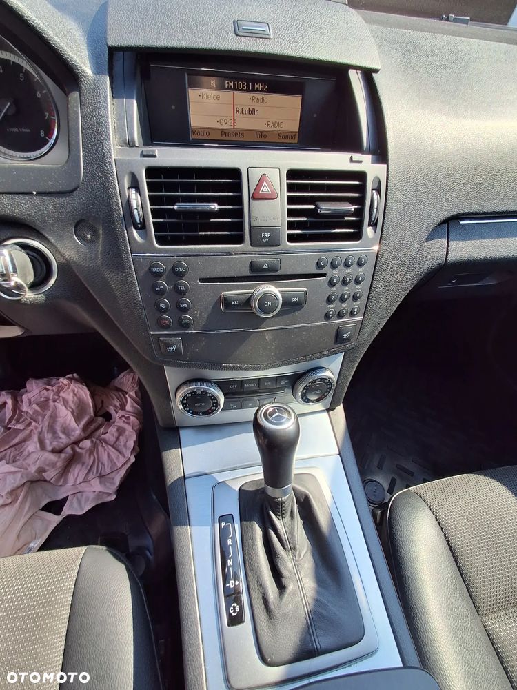 Mercedes-Benz Klasa C 200 (BlueEFFICIENCY) 7G-TRONIC Avantgarde - 12