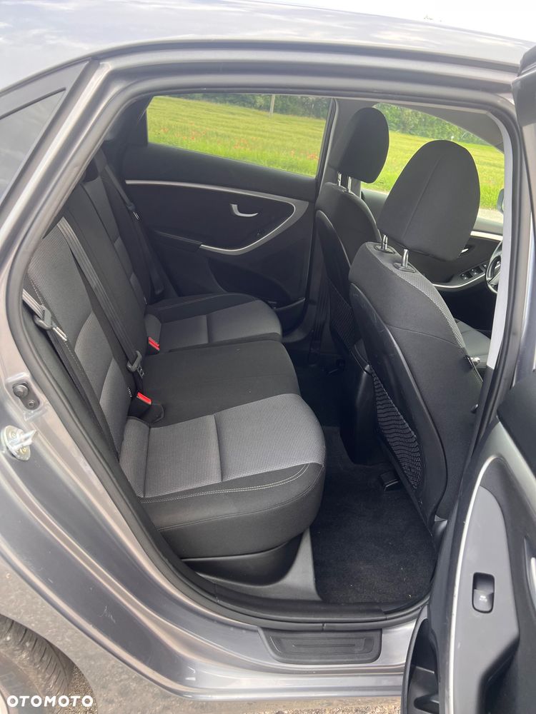 Hyundai i30 1.4 Premium - 37