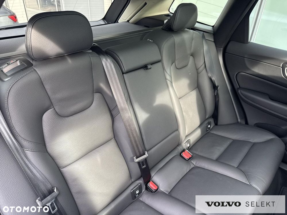 Volvo XC 60 - 12