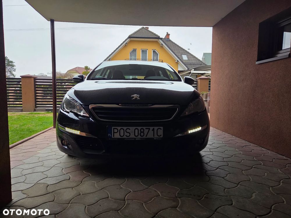 Peugeot 308 - 25