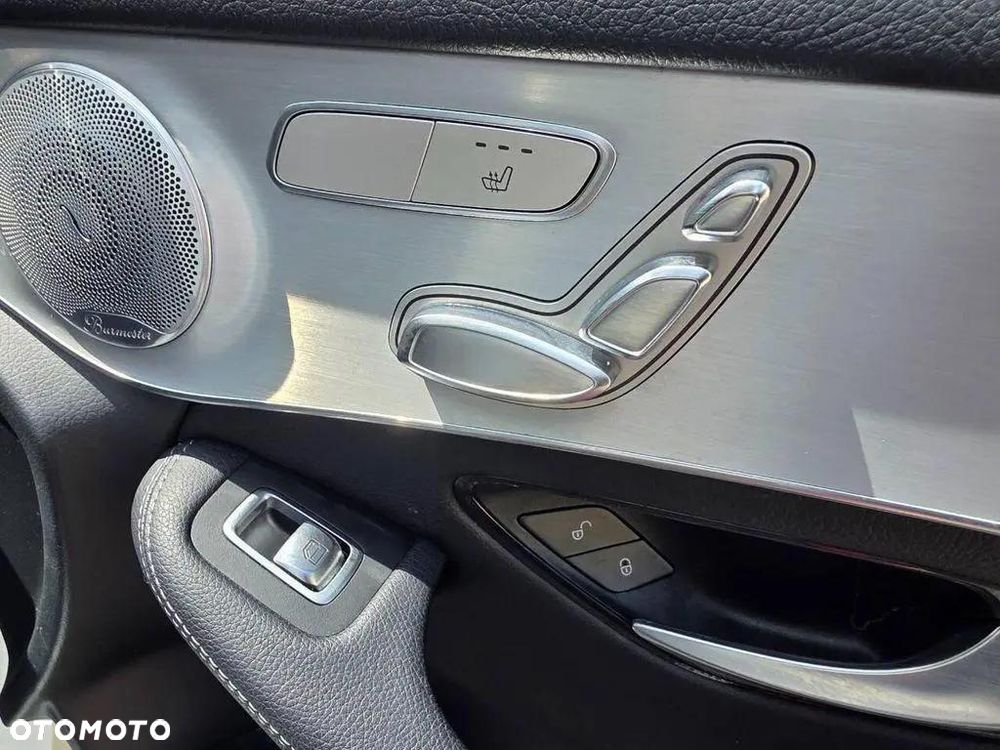 Mercedes-Benz GLC - 27