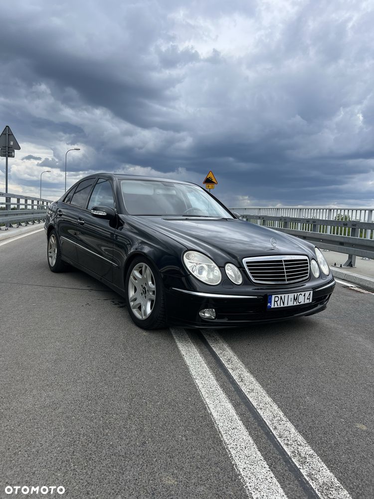 Mercedes-Benz Klasa E - 1