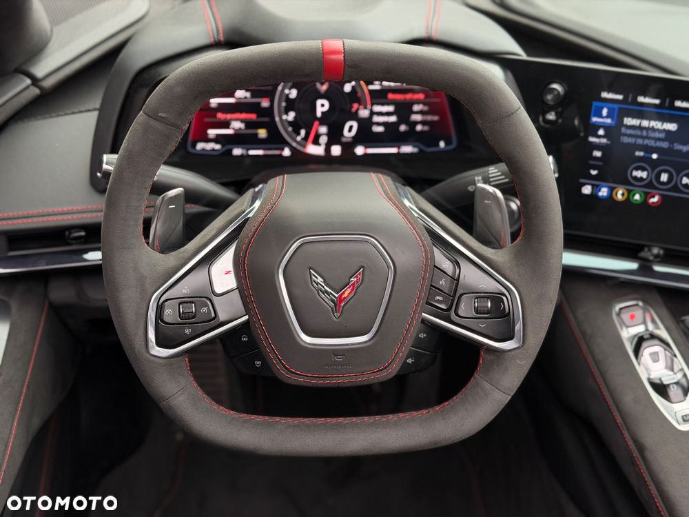 Chevrolet Corvette - 22