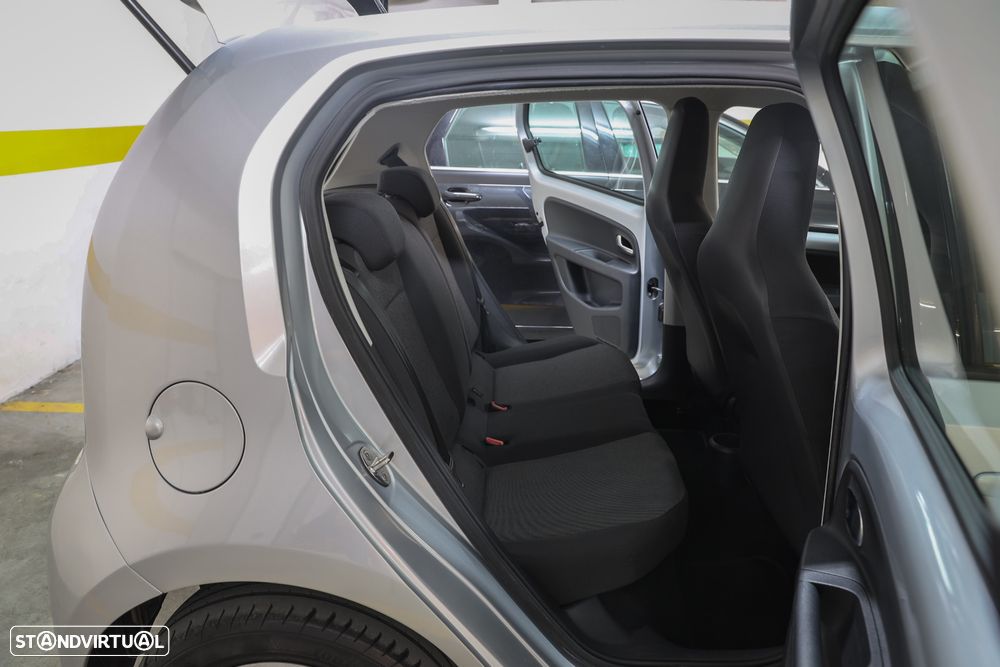 VW Up! 1.0 BlueMotion Move - 13