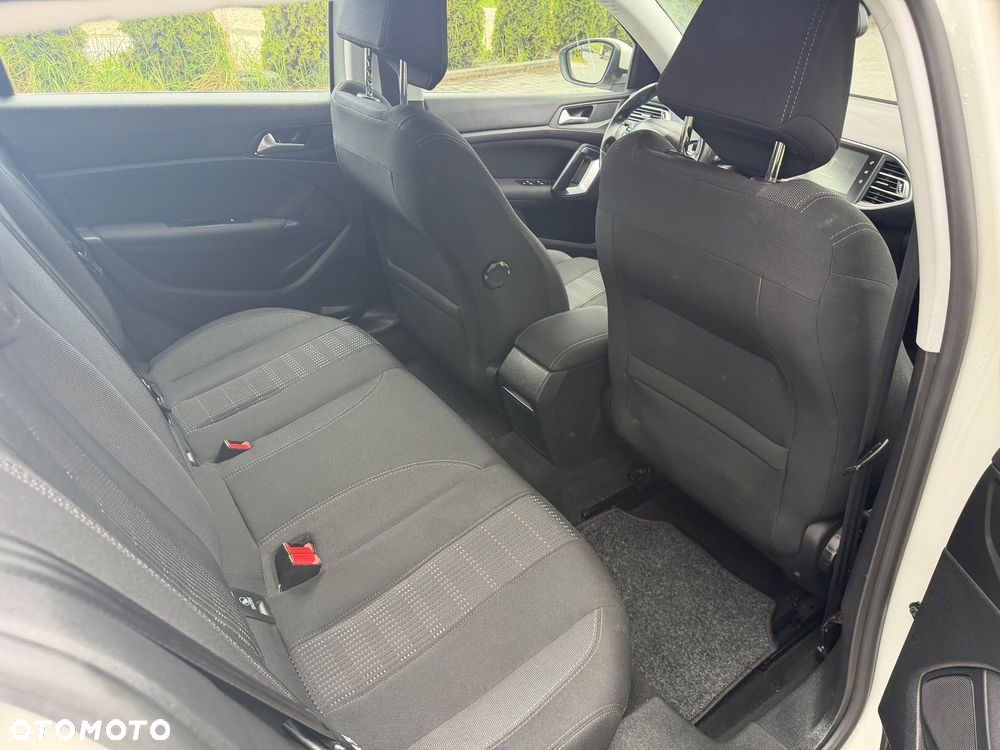 Peugeot 308 110 e-THP Stop & Start Access - 11