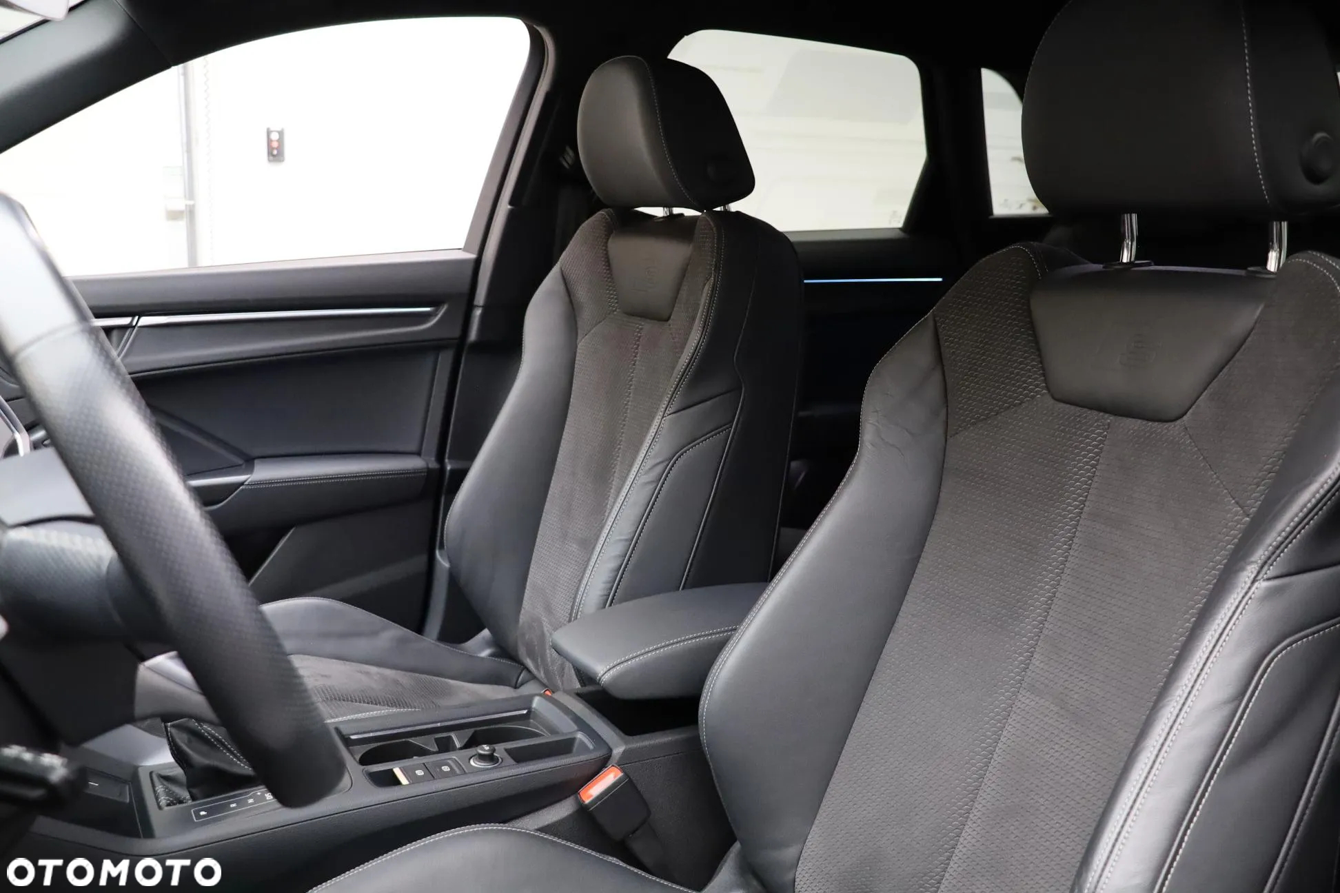 Audi Q3 45 TFSI e S Line S tronic - 17