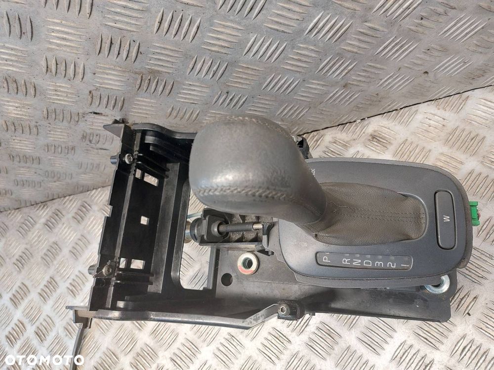 LEWAREK ZMIANY BIEGÓW AUTOMAT VOLVO V70 I 2.5 TDI - 10