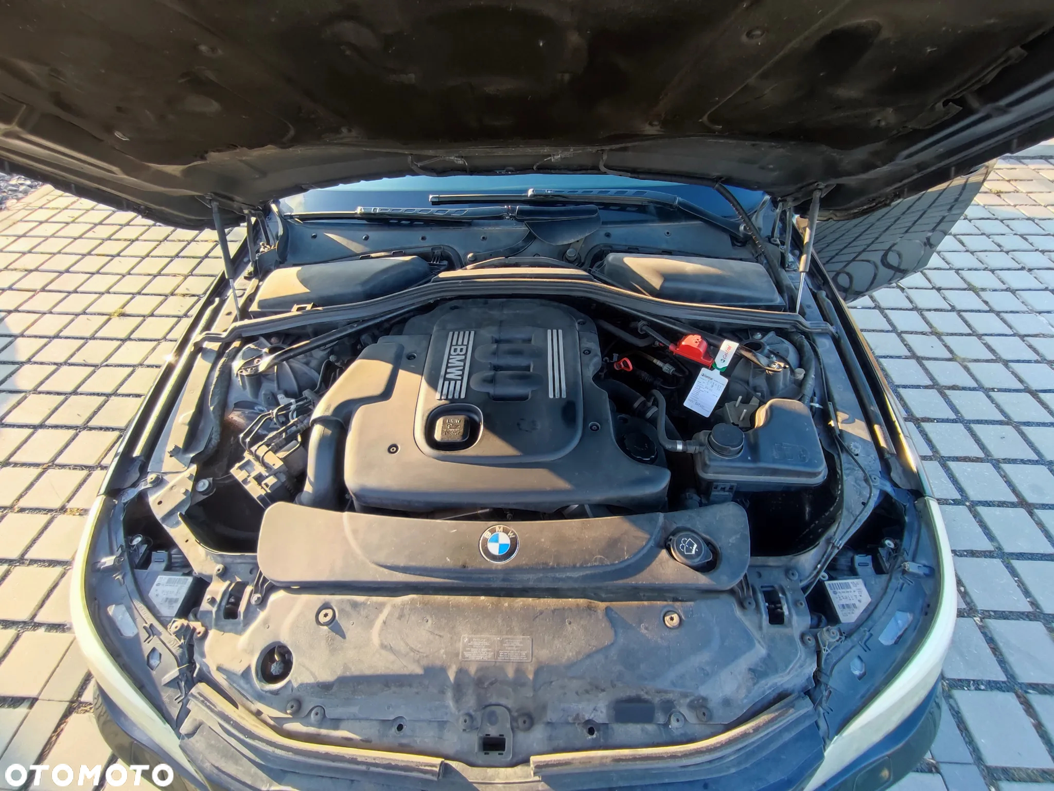 BMW Seria 5 520d Touring - 11