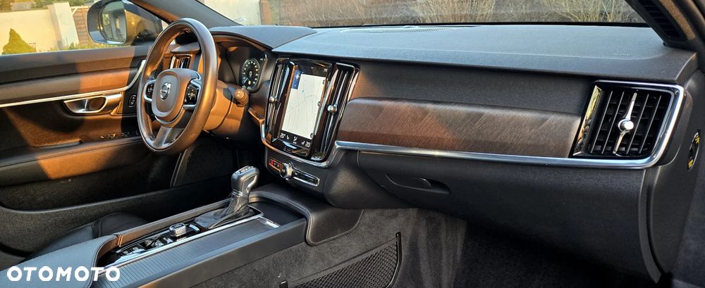 Volvo V90 Cross Country D5 AWD Geartronic Pro - 17