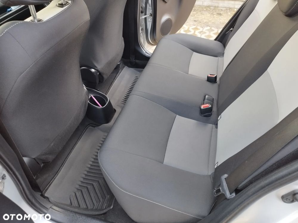 Toyota Yaris 1.5 Active - 5