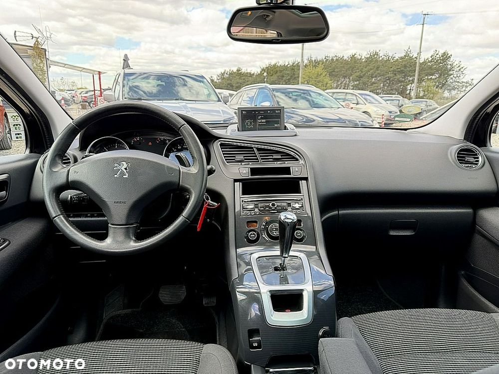 Peugeot 5008 - 15