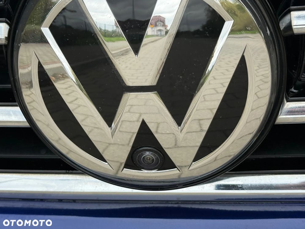 Volkswagen Passat Variant 2.0 TDI SCR DSG 4Motion Business - 17