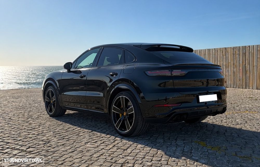 Porsche Cayenne Coupé Turbo S E-Hybrid Tiptronic S - 3