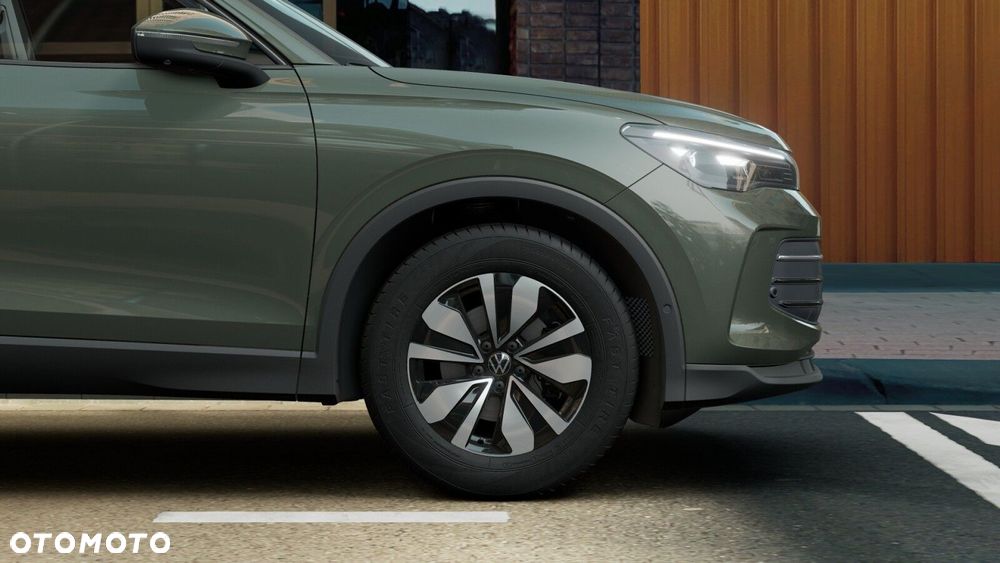Volkswagen Tiguan - 8