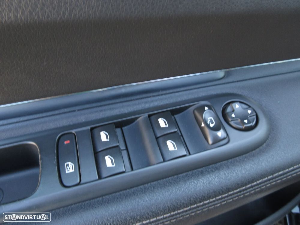 Peugeot 3008 1.6 BlueHDi Crossway EAT6 - 23