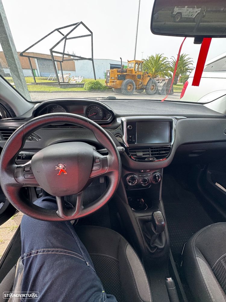 Peugeot 208 1.6 e-HDi Active - 9