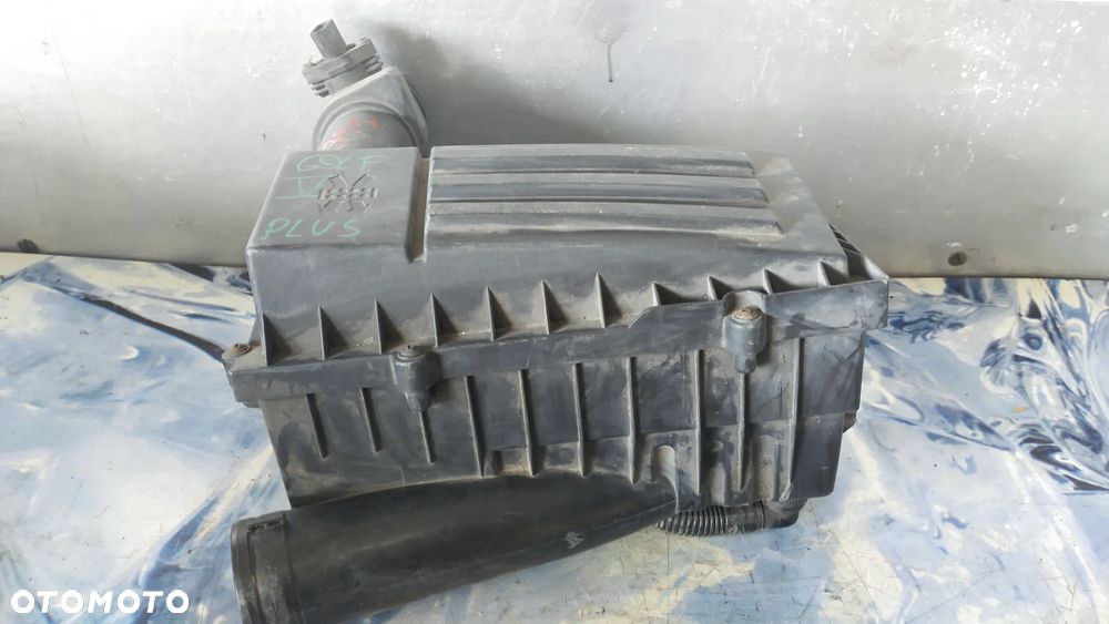 OBUDOWA FILTRA POWIETRZA VW 3C0129607 - 1