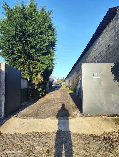 Arrenda-se Pavilhão 400m² - Grande imagem: 2/2