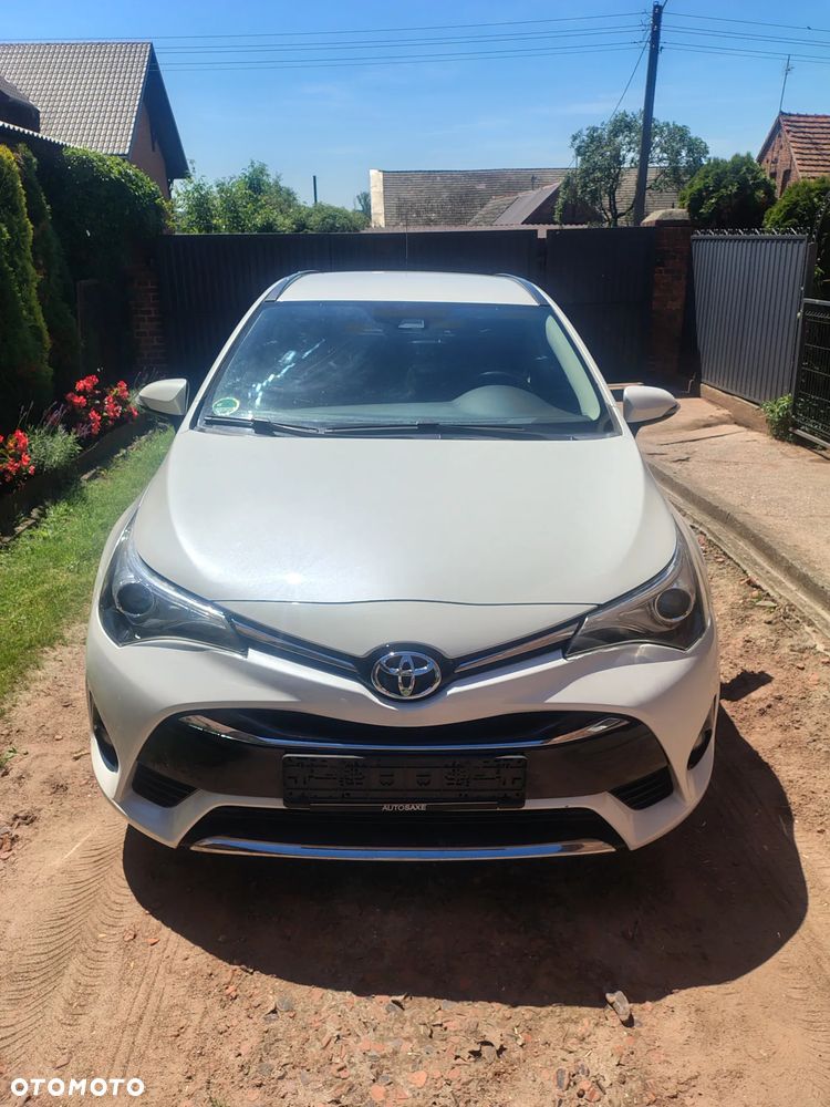 Toyota Avensis Touring Sports 1.8 Edition S+ - 2