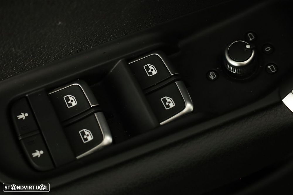 Audi Q2 30 TFSI Advanced - 18