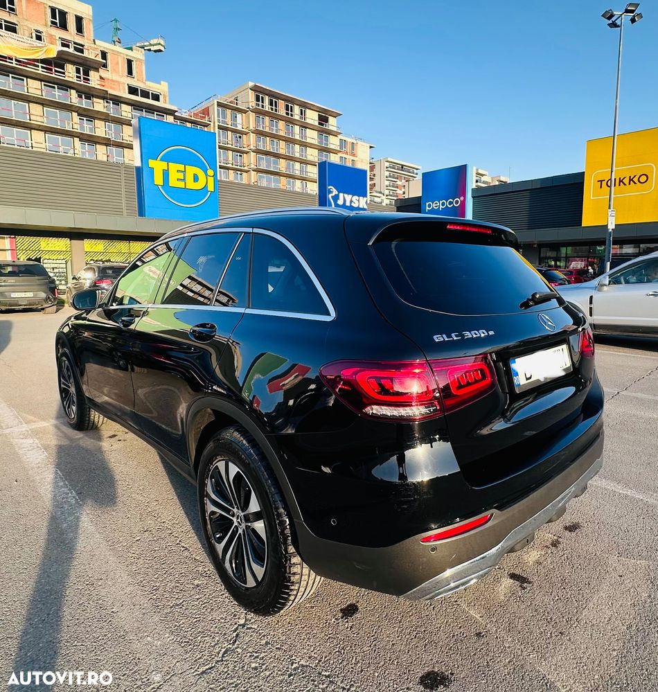 Mercedes-Benz GLC - 4