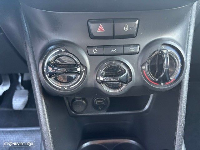 Peugeot 2008 1.6 BlueHDi Style - 9