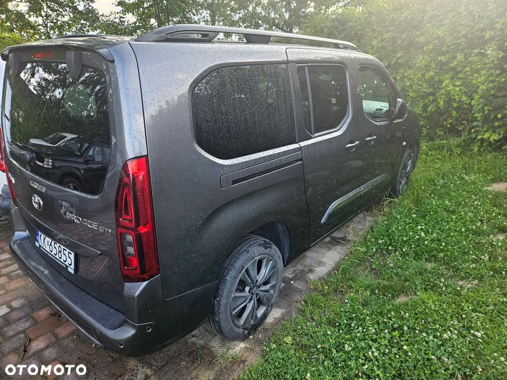 Toyota Proace City Verso Long 1.5 D-4D Family - 4