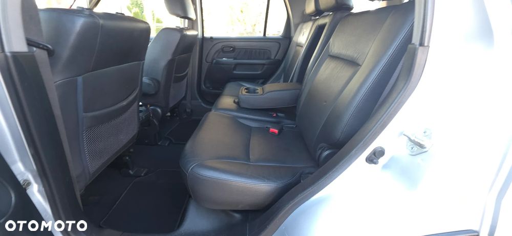 Honda CR-V 2.0i Executive - 31