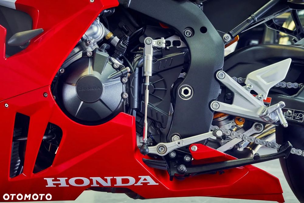 Honda CBR - 7