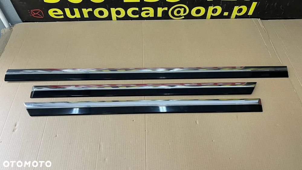 VW PHAETON LIFT 10-15 LISTWA DRZWI ŚRODKOWA CHROM KOLOR LC9X PRAWA - 1