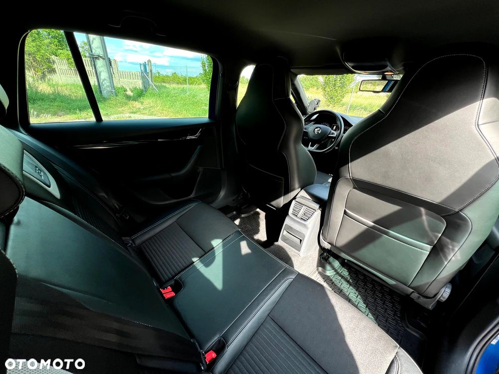 Skoda Octavia 2.0 TDI RS DSG - 11